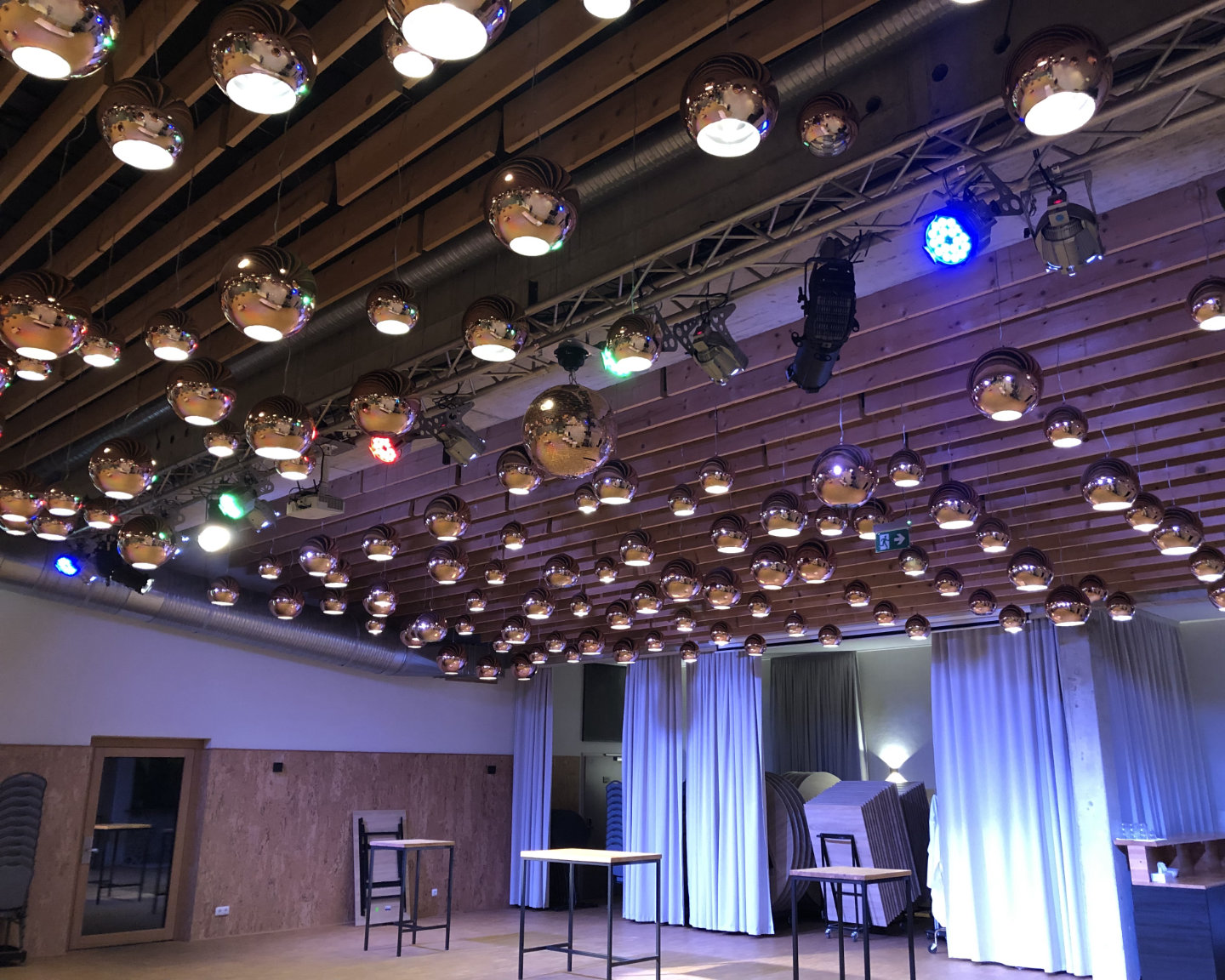 Bild 2 Referenz Festinstallation @Hotel Alea Eco