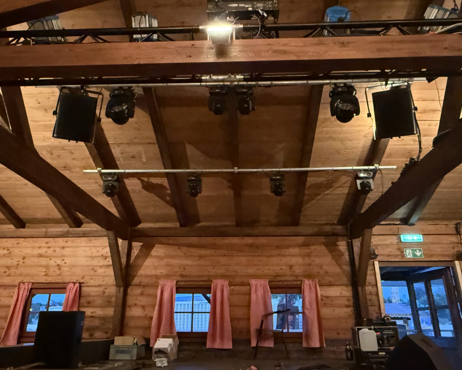 Bild 3 für Referenz Tontechnik Volksfest Heckmeier